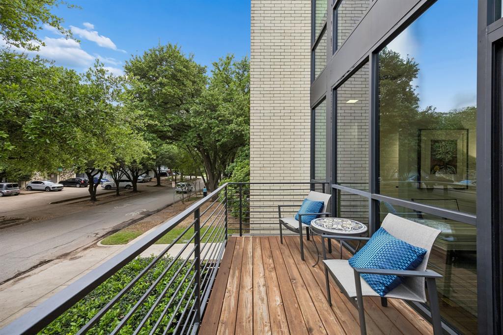 F R Wilsons North Dallas - Residential