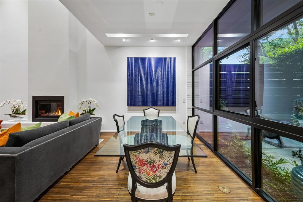 F R Wilsons North Dallas - Residential