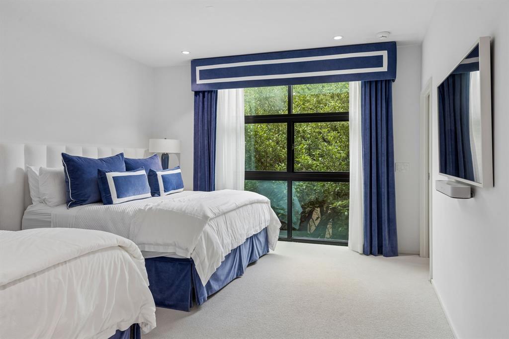 F R Wilsons North Dallas - Residential