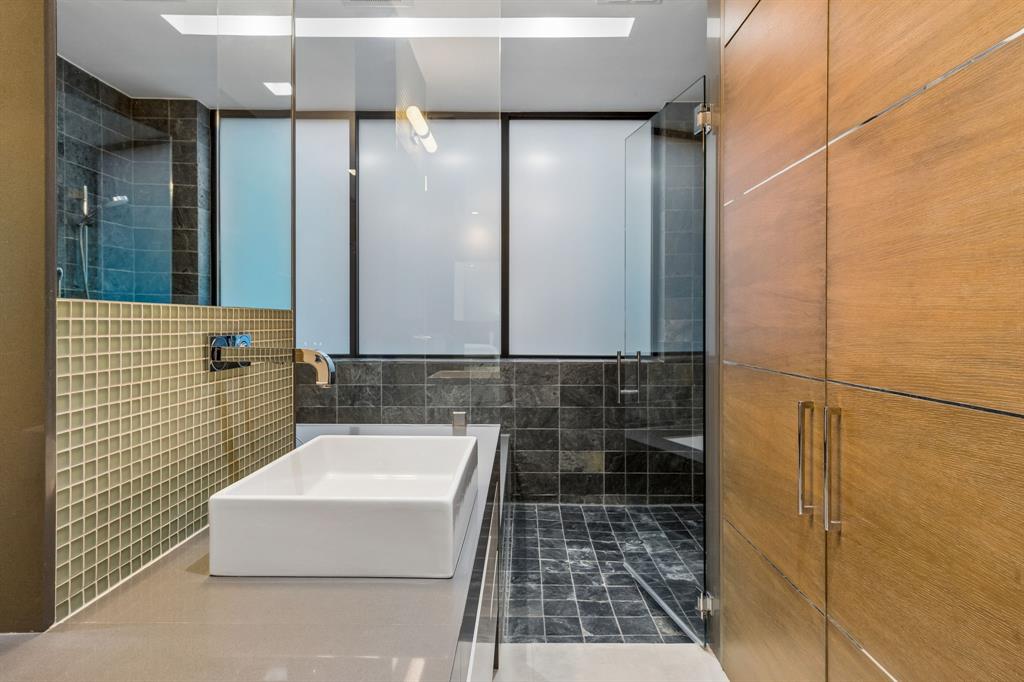 F R Wilsons North Dallas - Residential