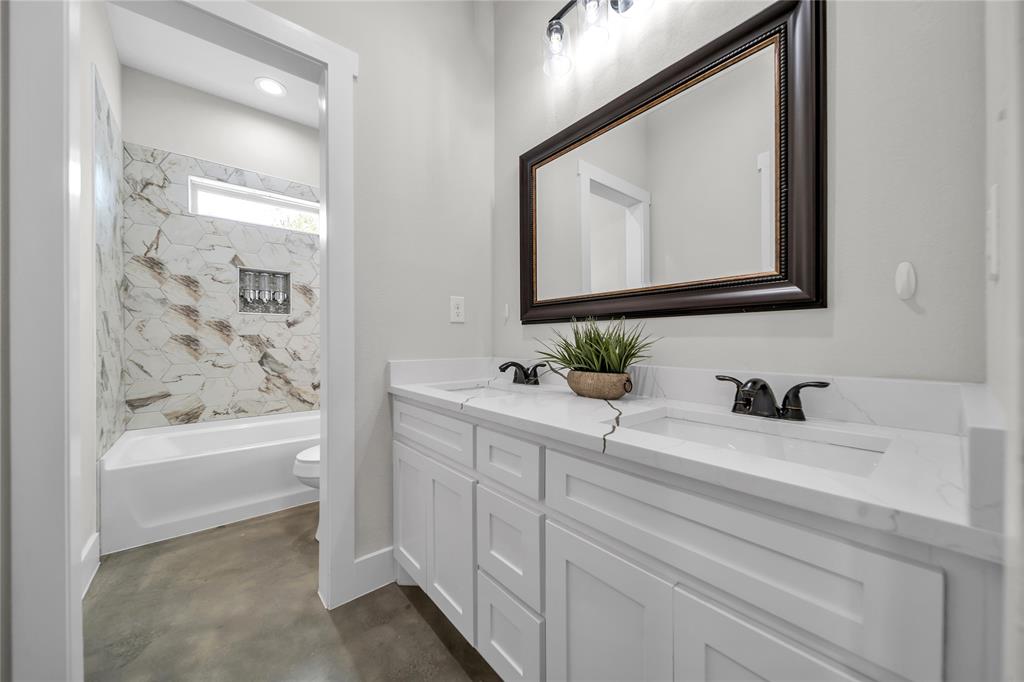 River Oaks - Residential