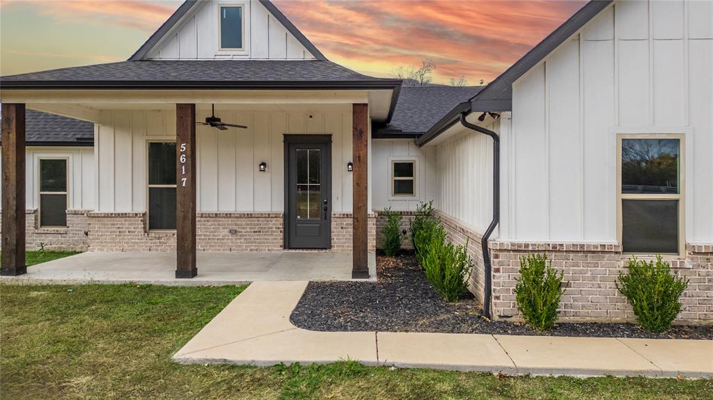 River Oaks - Residential