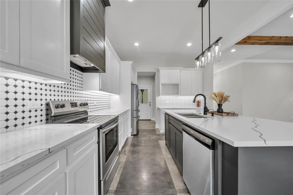 River Oaks - Residential