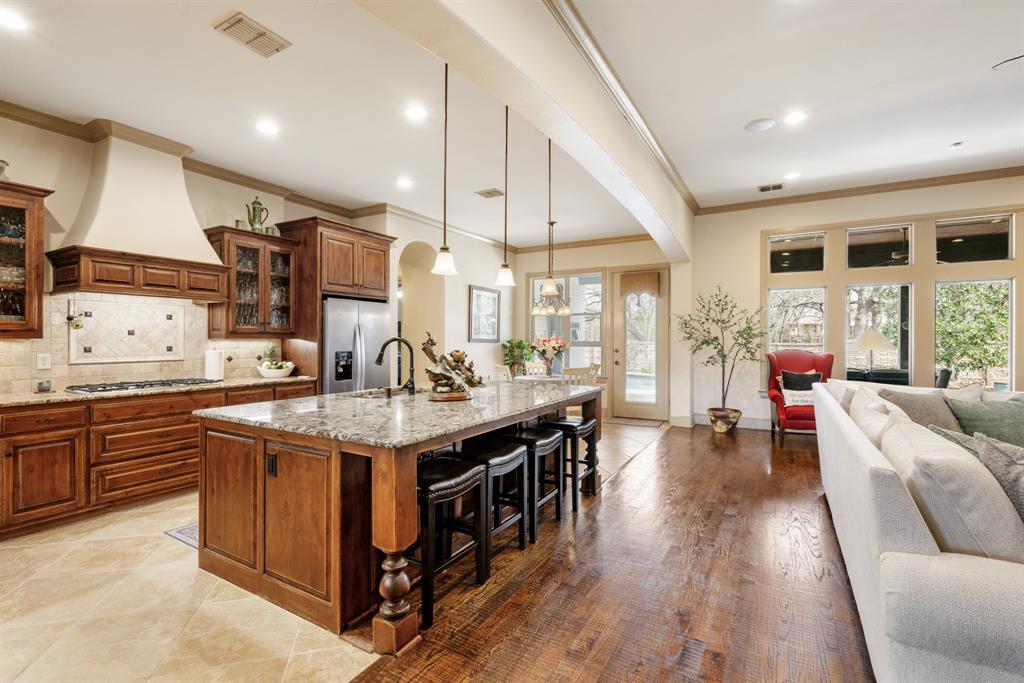 6705 Lions Gate Court