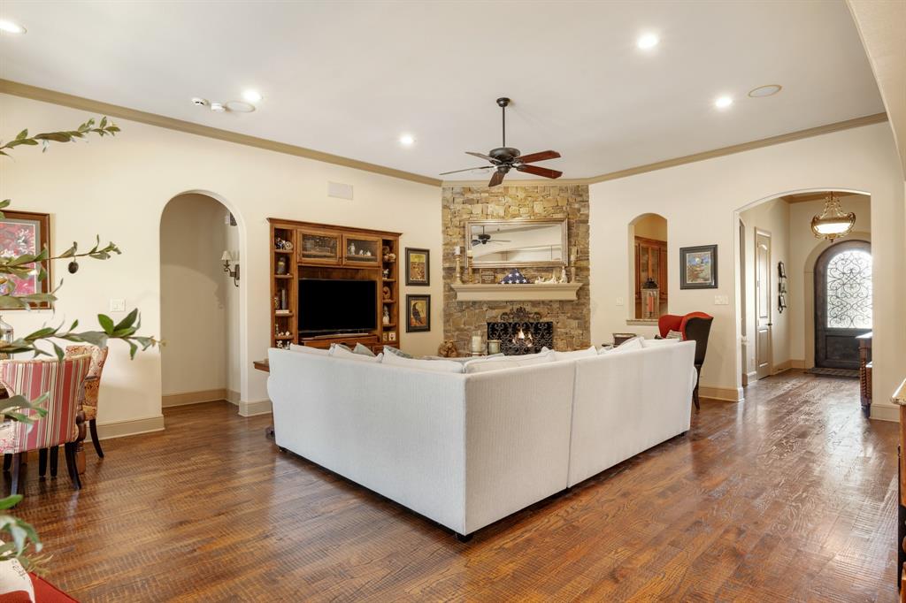 6705 Lions Gate Court