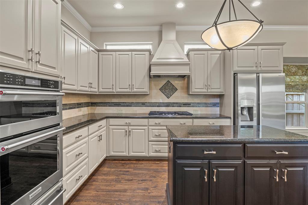5812 Kingsbrook Drive