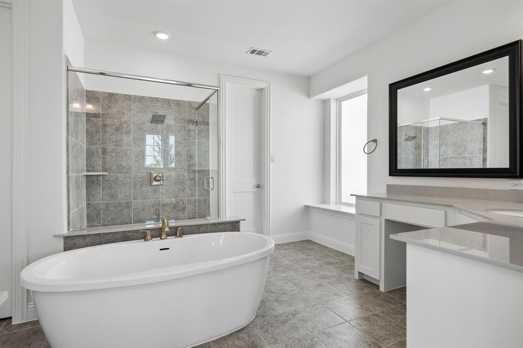 256 Golden Run Drive