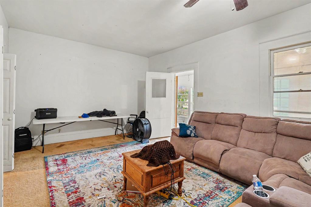 506 Woodard Avenue