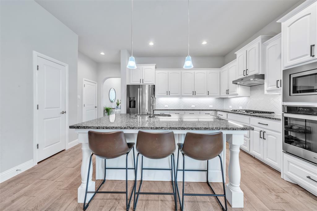 MORNINGSTAR - Residential