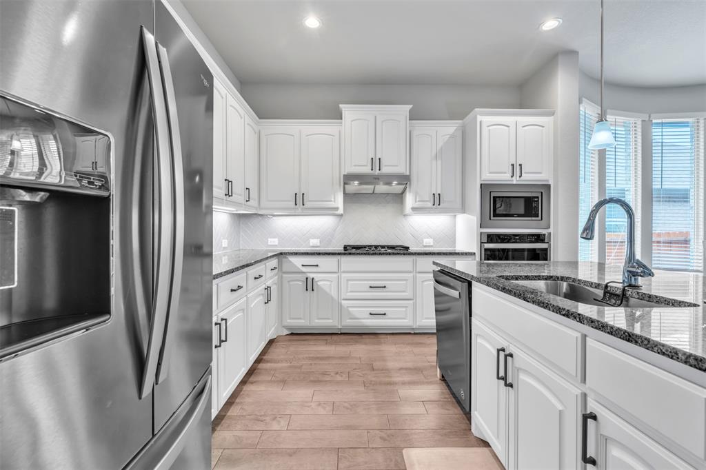 MORNINGSTAR - Residential