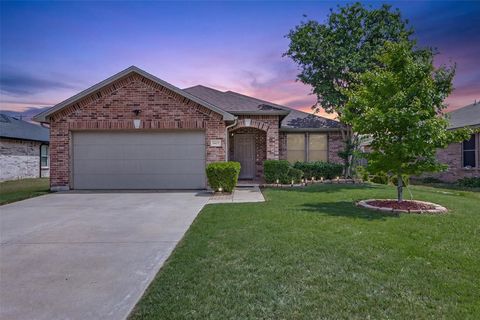 8805 Irish Bend Drive Fort Worth TX 76123