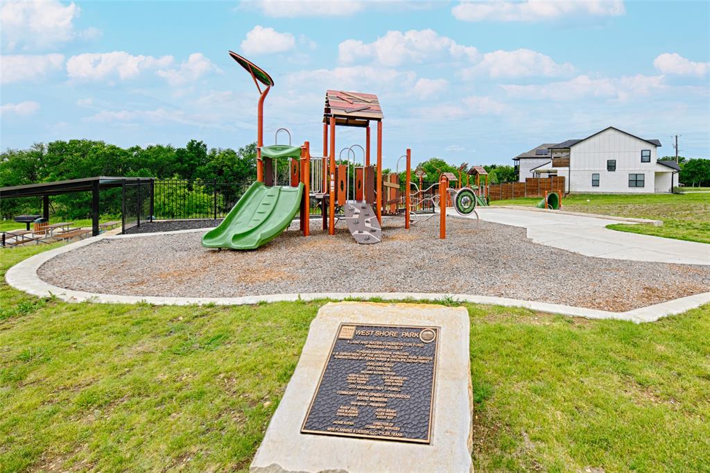 Garza Lake Estates - Residential