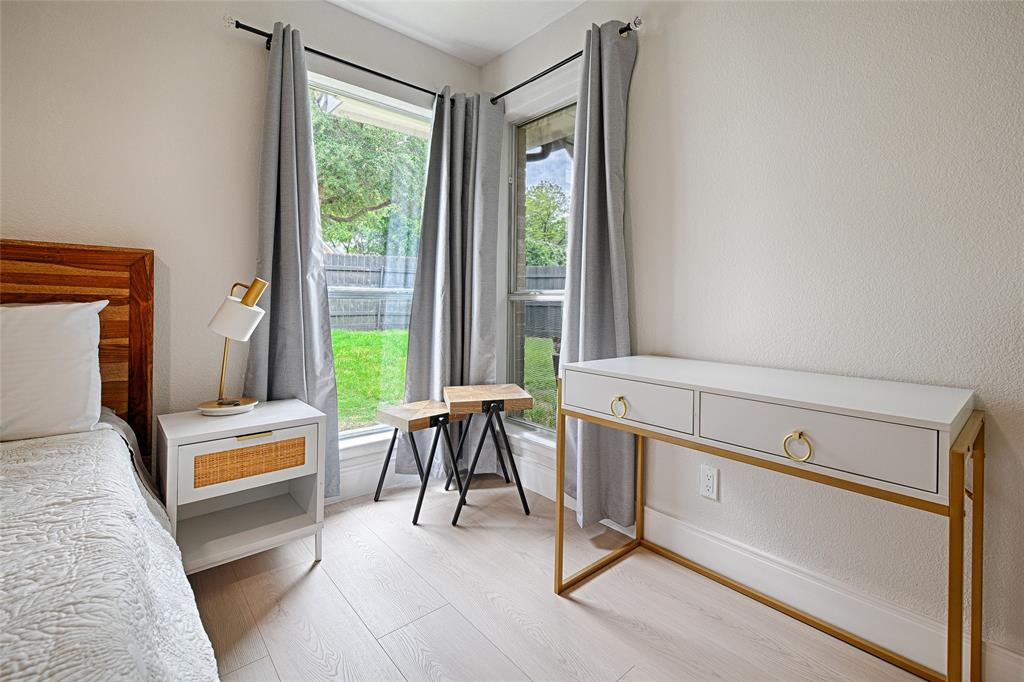 Garza Lake Estates - Residential