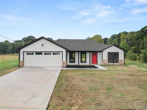 808 PR 3168 Road Gilmer TX 75645