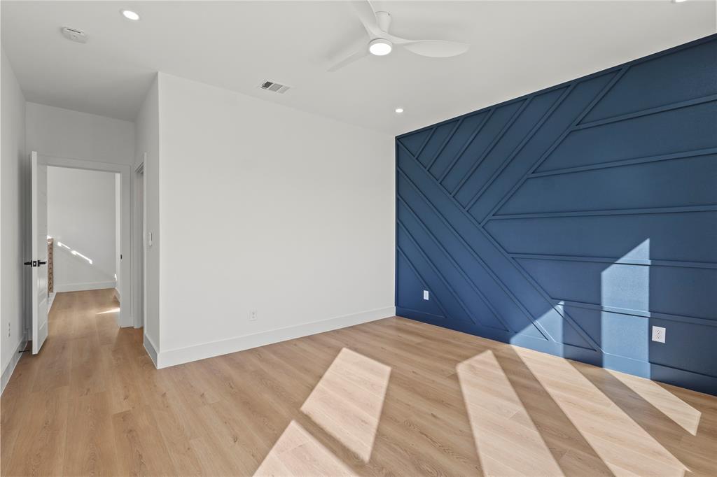 Jd Herndons Sub Cb 1272 - Residential Lease