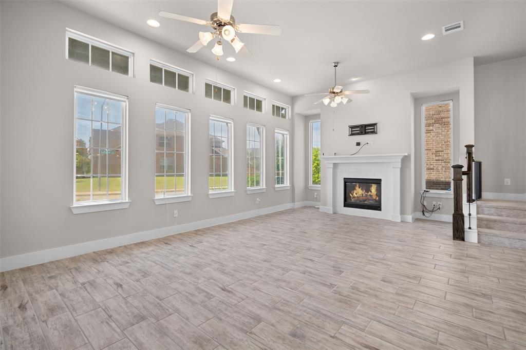 8091 Sunflower Lane