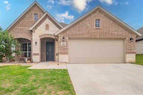 Photo of 1828 Abelia Lane, Weatherford, TX 76086 (MLS # 21340430)