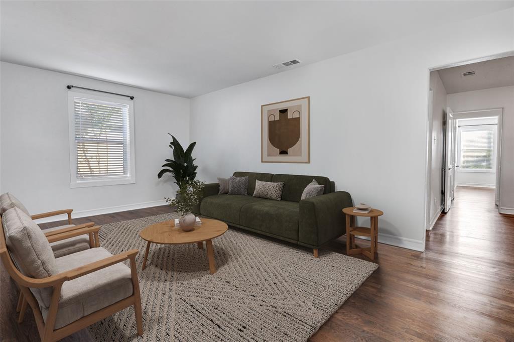 4920/4922 W University Boulevard