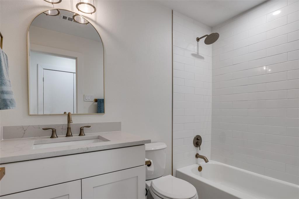 Woodlake 8 - Residential