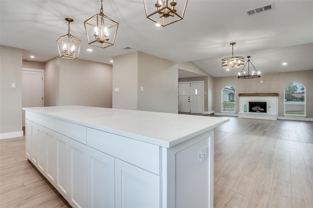 Woodlake 8 - Residential