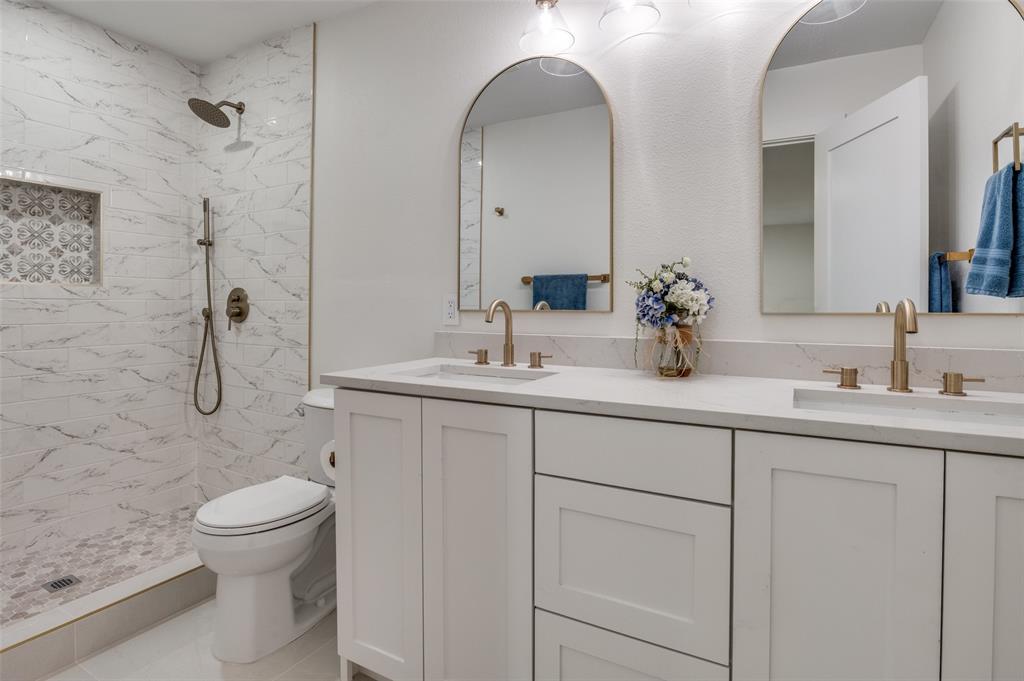 Woodlake 8 - Residential