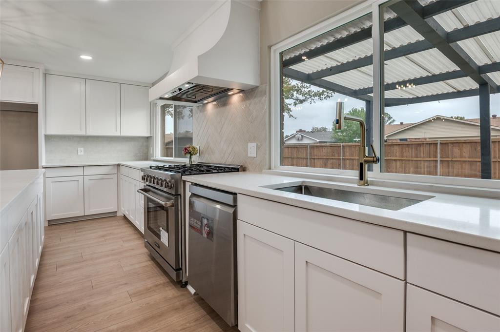 Woodlake 8 - Residential