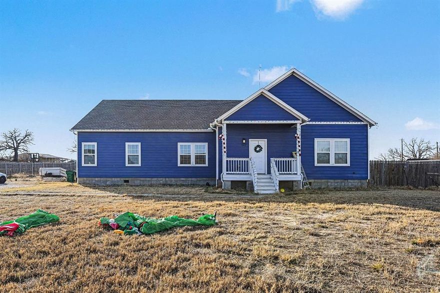 Welcome to this charming single-family home nestled on 1 acre in the desirable Rolling Meadows community of Boyd, Texas.
Built in 2019, this beautifully maintained residence features a versatile and functional layout with 4 bedrooms and 2 full baths
Step inside to an inviting open floorplan enhanced by luxury vinyl plank flooring throughout and abundant natural light. The
modern kitchen is equipped with stainless appliances, bright cabinetry, and a convenient center island perfect for meal prep
and casual gatherings. A separate study or formal dining area adds flexible living space to suit your lifestyle. The split bedroom
design ensures privacy, while the large primary suite is a tranquil retreat.

Sited on a spacious 1-acre lot, this property delivers the best of country living with plenty of
outdoor room for play, gardening, or future expansion. Enjoy serene views, ample yard space, and
the freedom of rural living with convenient access to nearby amenities. A covered porch and deck
enhance your outdoor living experience

Located in Wise County within the Boyd ISD, this home benefits from a peaceful neighborhood
atmosphere while still being just a short drive from local schools, dining, and everyday
conveniences. The Rolling Meadows subdivision offers a strong sense of community and easy
access to major routes for commuting.