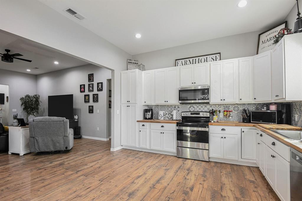 Rolling Meadows - Residential