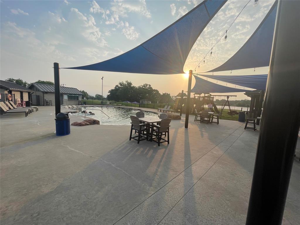 Country Club Estates - Land