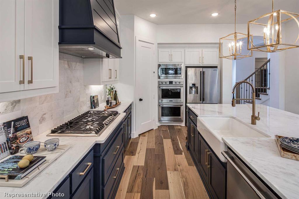 2701 Amber Lane