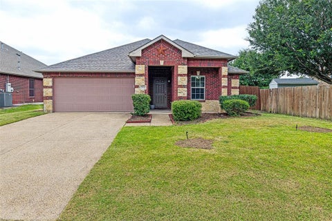 Photo of 2500 Navasota Drive, Little Elm, TX 75068 (MLS # 21341587)