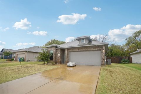 A home in Aubrey