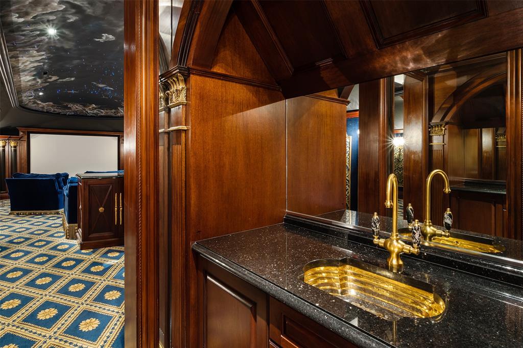 Roxbury Grove - Residential