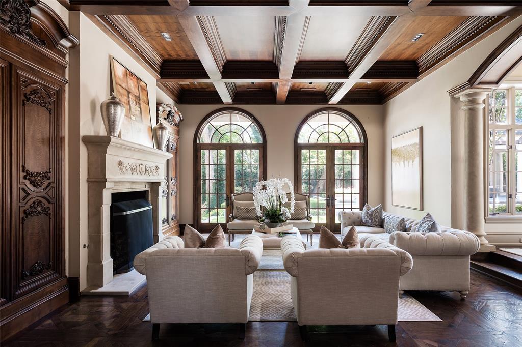 Roxbury Grove - Residential