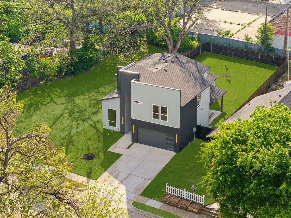 Ervay Terrace - Residential