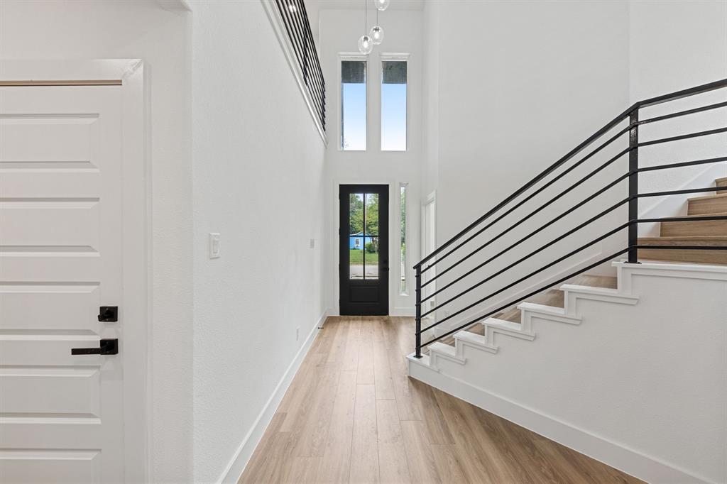 Ervay Terrace - Residential