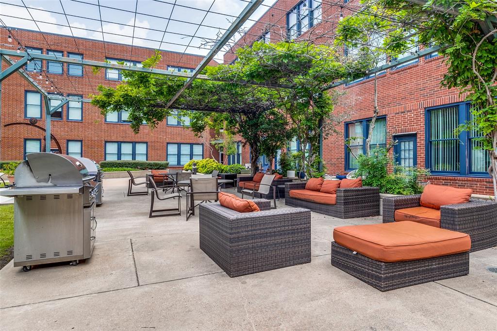 Live Oak Lofts Condo - Residential