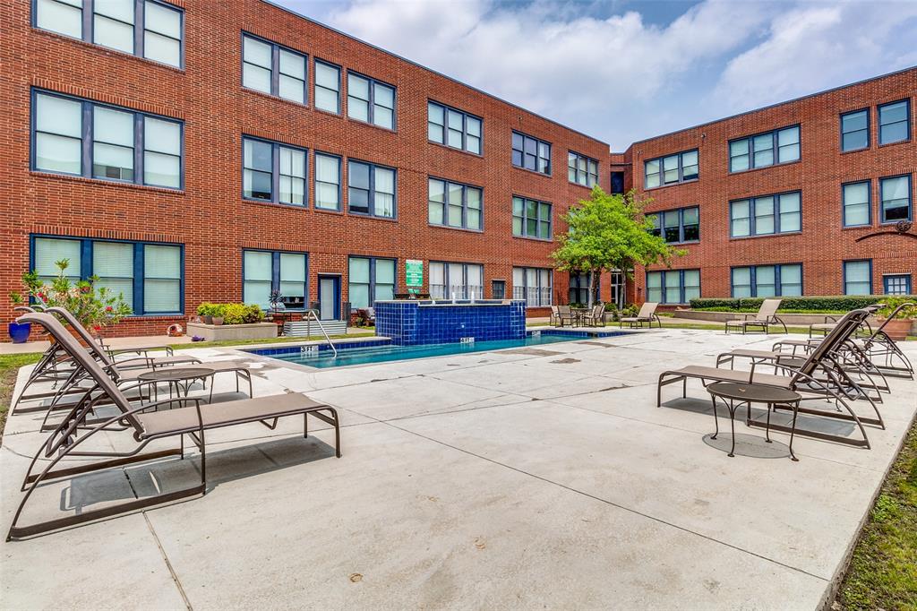 Live Oak Lofts Condo - Residential