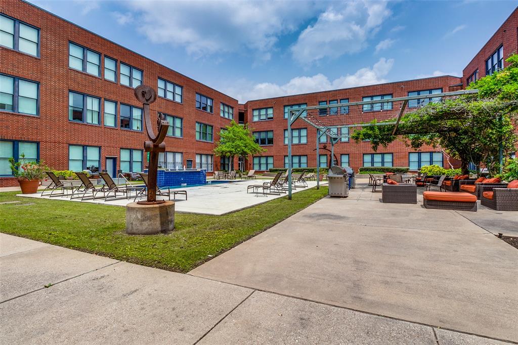 Live Oak Lofts Condo - Residential