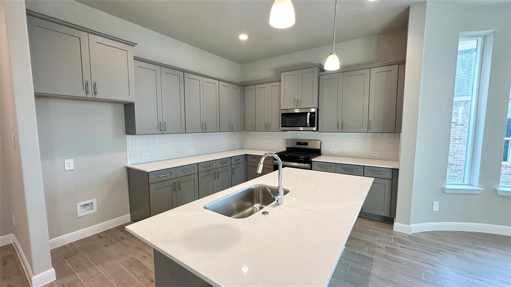 10853 BLACK ONYX Drive