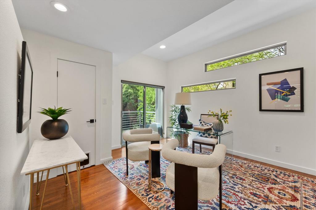 Mc Carthy Condo - Residential