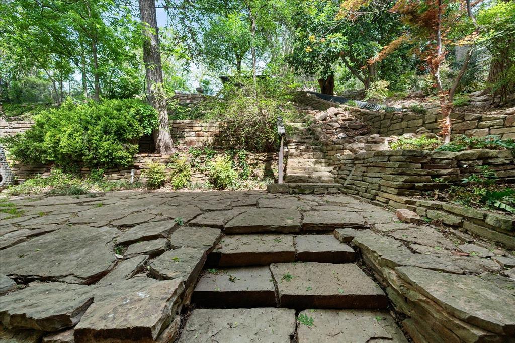 Mc Carthy Condo - Residential