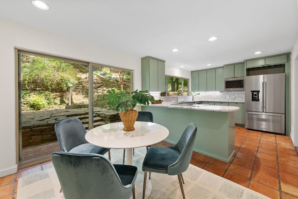 Mc Carthy Condo - Residential