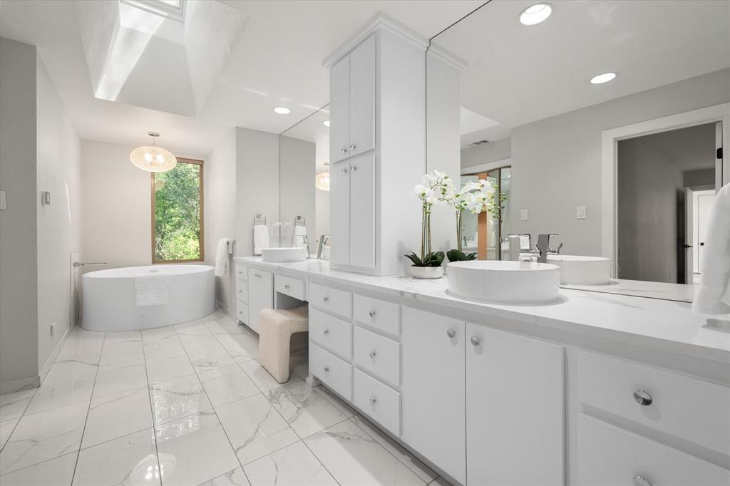 Mc Carthy Condo - Residential