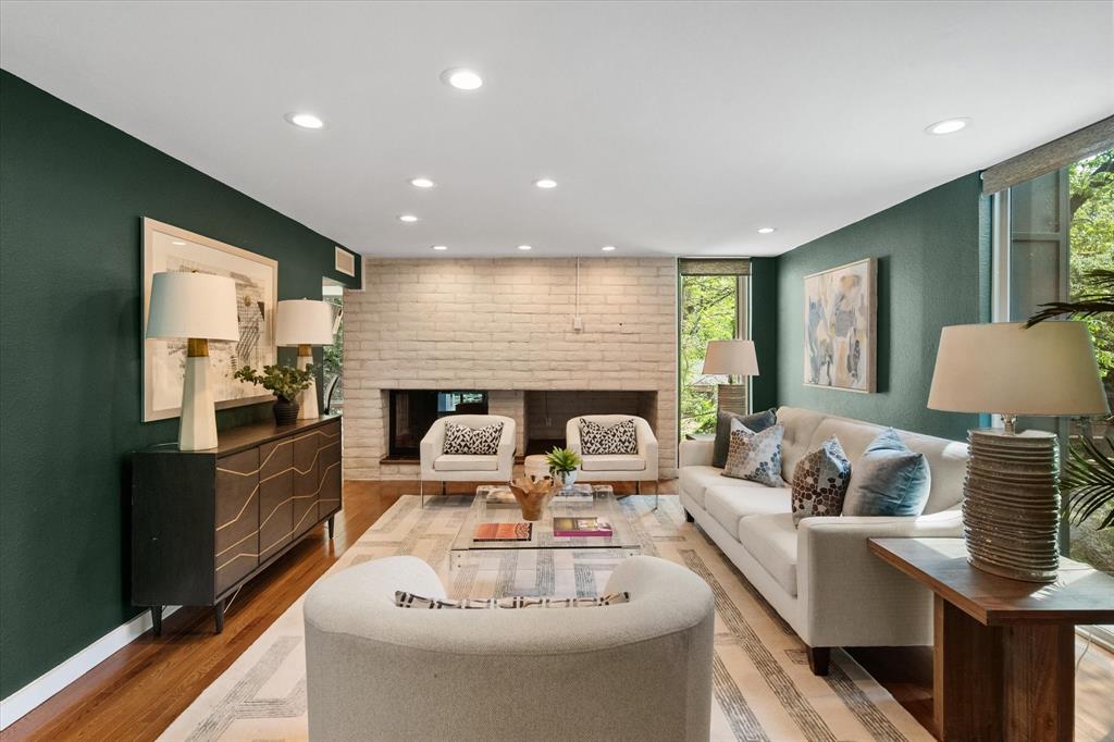 Mc Carthy Condo - Residential