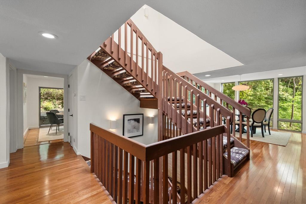 Mc Carthy Condo - Residential