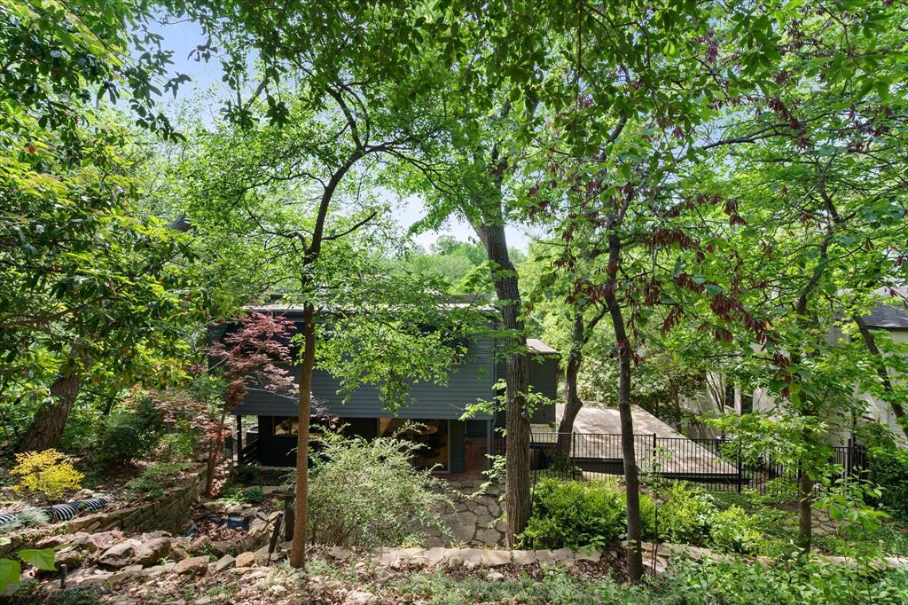 Mc Carthy Condo - Residential