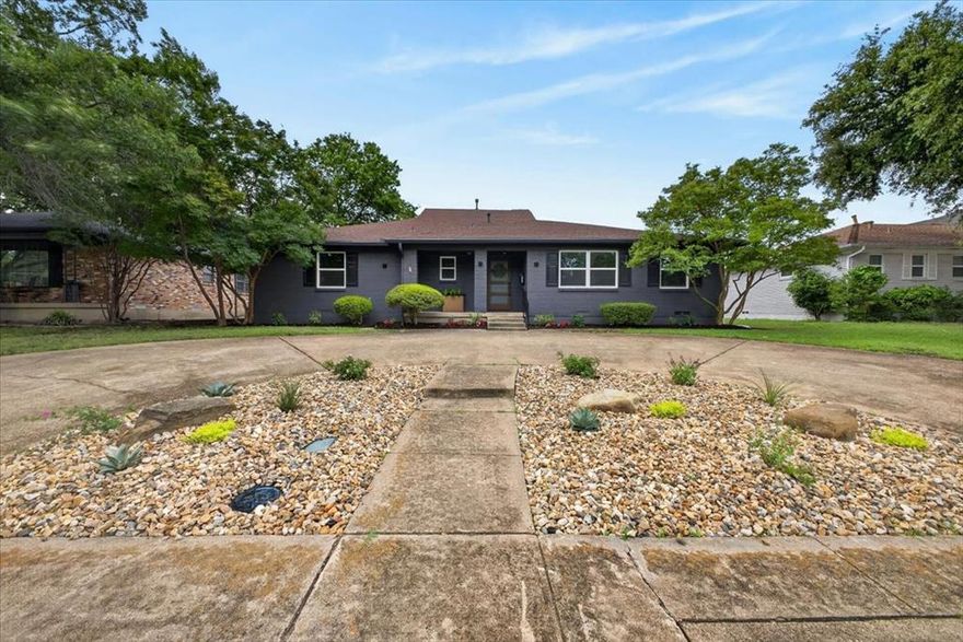 Step into modern comfort in this beautifully renovated 3-bedroom, 3-bath single-story home offering 2,624 square feet of thoughtfully designed living space. Featuring  2 master suites in a stylish open-concept layout, this home seamlessly blends contemporary finishes with everyday functionality. Two spacious living areas provide flexibility for entertaining, relaxing, or creating the perfect media or game room. The spacious fully updated interior showcases designer touches throughout, abundant natural light, and a flowing floor plan ideal for both daily living and hosting guests. Move-in ready and designed with today’s lifestyle in mind, this home delivers the perfect combination of style, comfort, and versatility.   Beautiful fully fenced yard with deck and seating area.
Seller does not have survey.