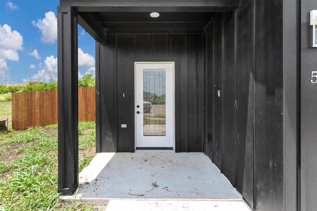 588 Highview Court