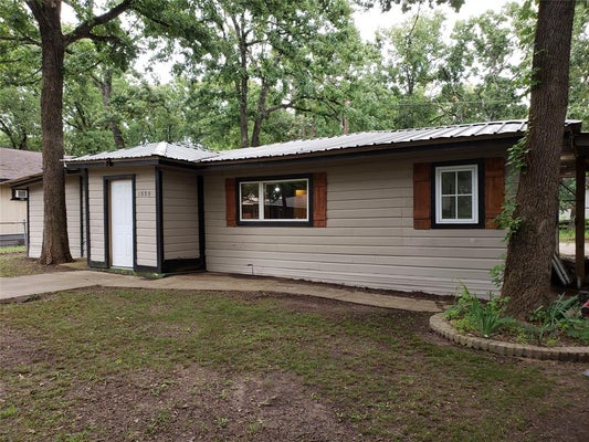 1909 WAHOO LN, WEST TAWAKONI, TX 75474 - Image bb1e399a2aab7523f02cab2a85b52096/1973109273